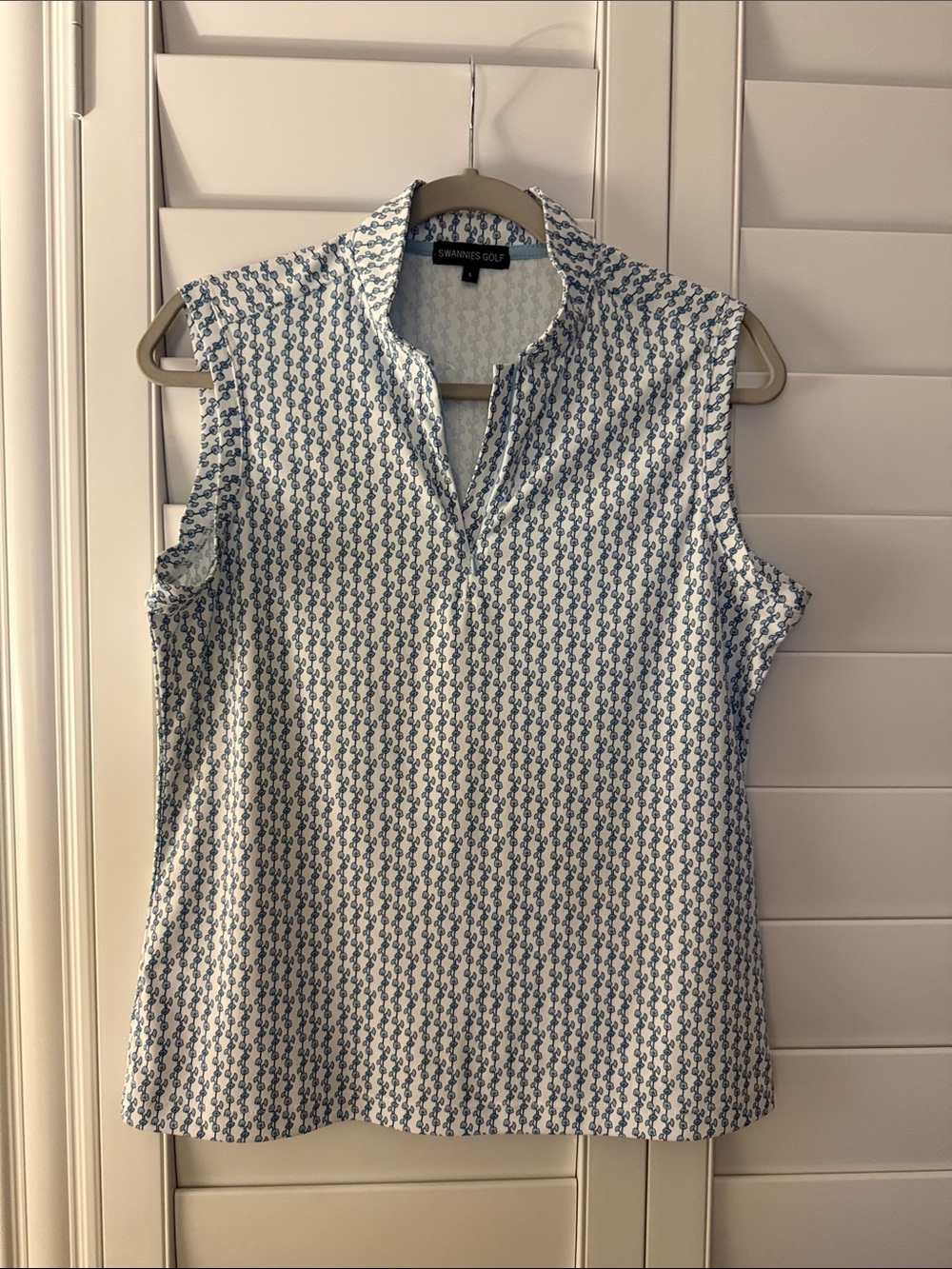 Swannies Gold Blue Printed Sleeveless V-Neck Camisole
